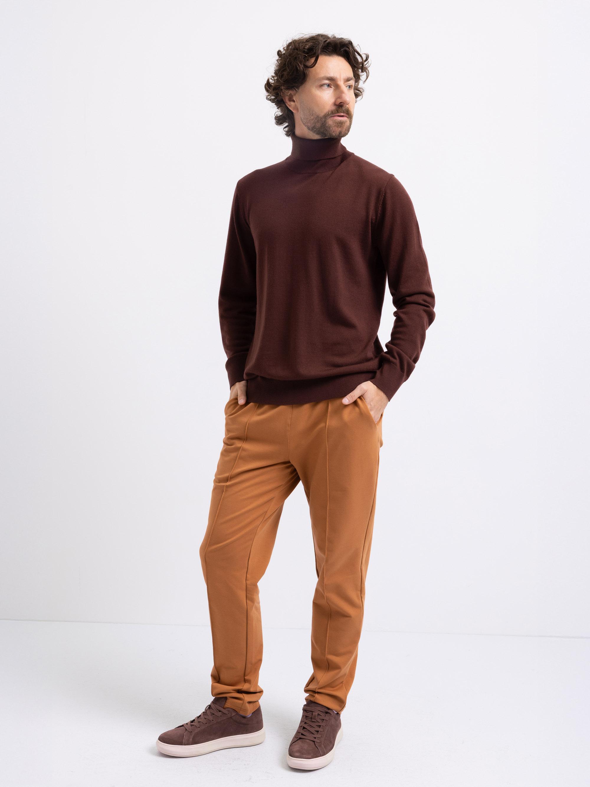 Karmelowe spodnie z kantami męskie